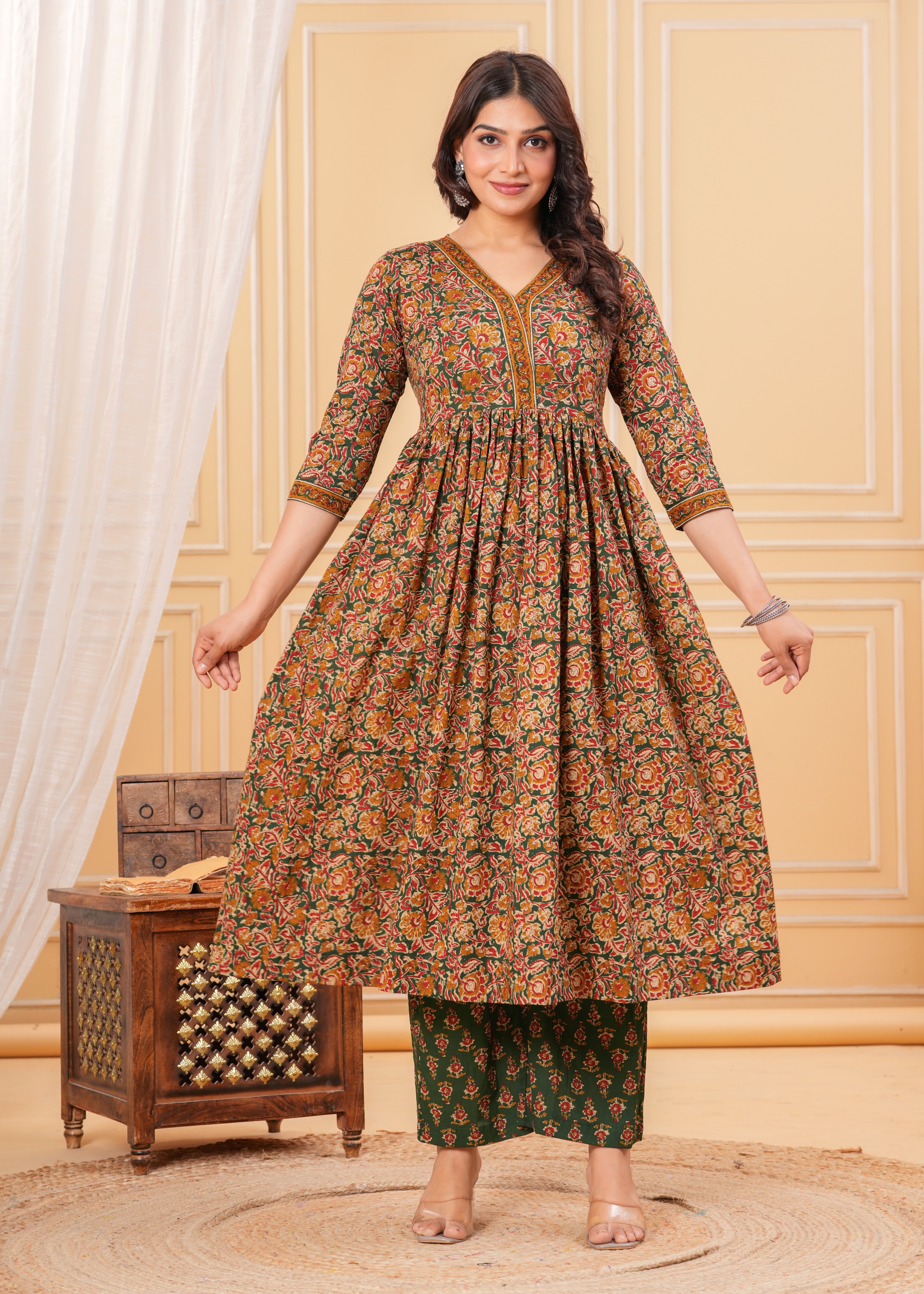 Green Cotton Suit Set with Dupatta – Crafted from 100% Pure Cotton for Breathable Comfort and Elegant Everyday Ethnic Style