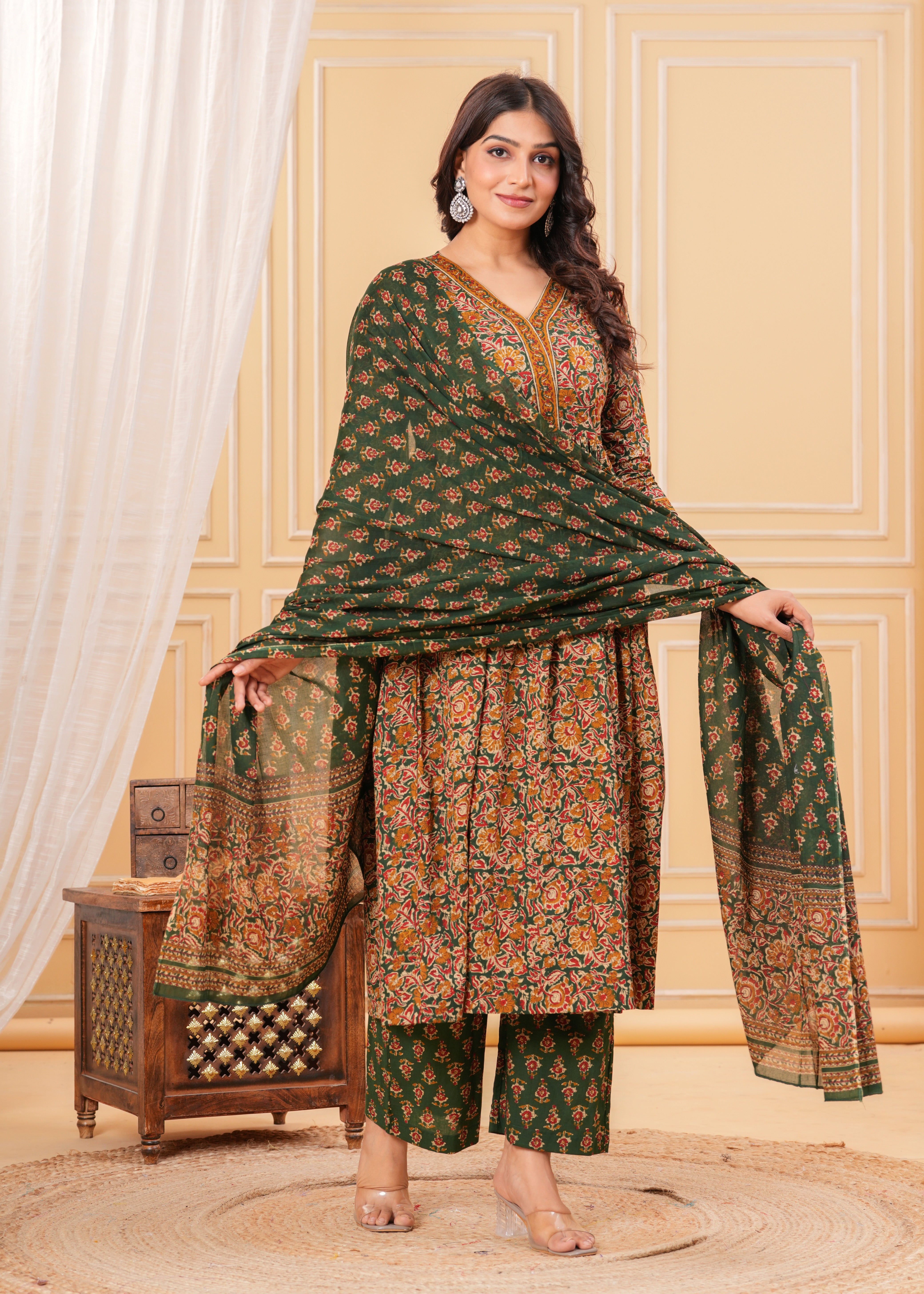 Green Cotton Suit Set with Dupatta – Crafted from 100% Pure Cotton for Breathable Comfort and Elegant Everyday Ethnic Style