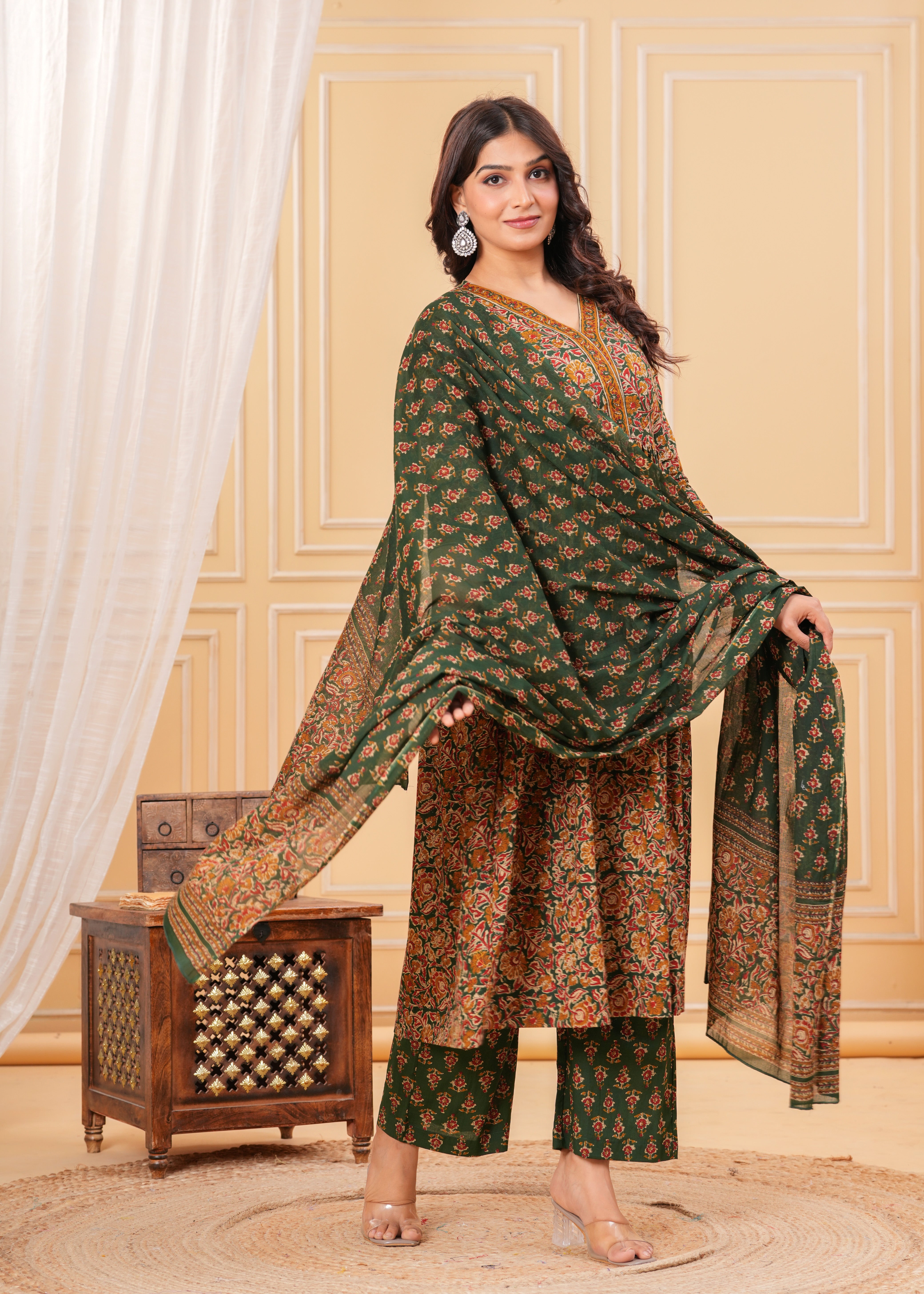 Green Cotton Suit Set with Dupatta – Crafted from 100% Pure Cotton for Breathable Comfort and Elegant Everyday Ethnic Style
