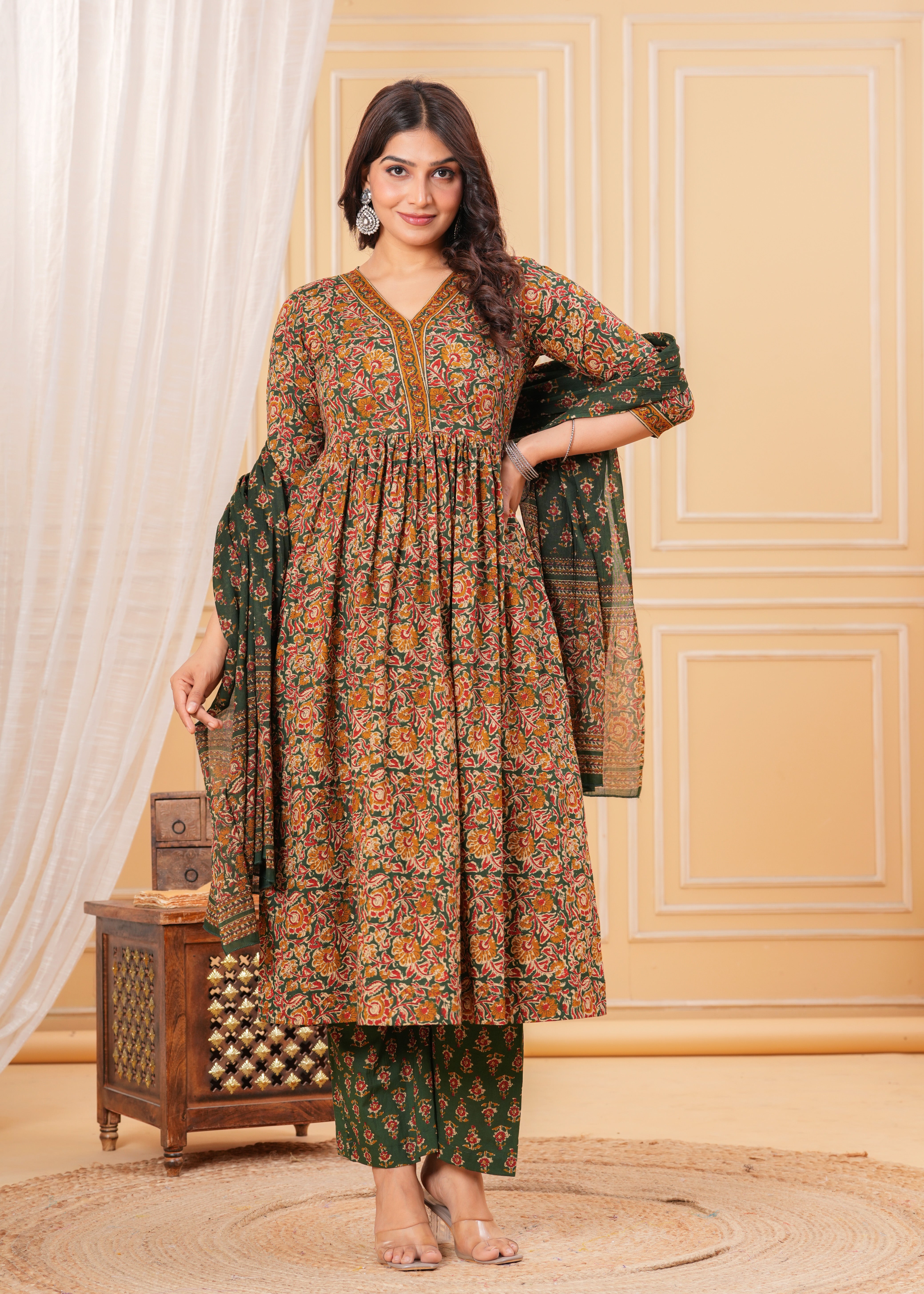 Green Cotton Suit Set with Dupatta – Crafted from 100% Pure Cotton for Breathable Comfort and Elegant Everyday Ethnic Style