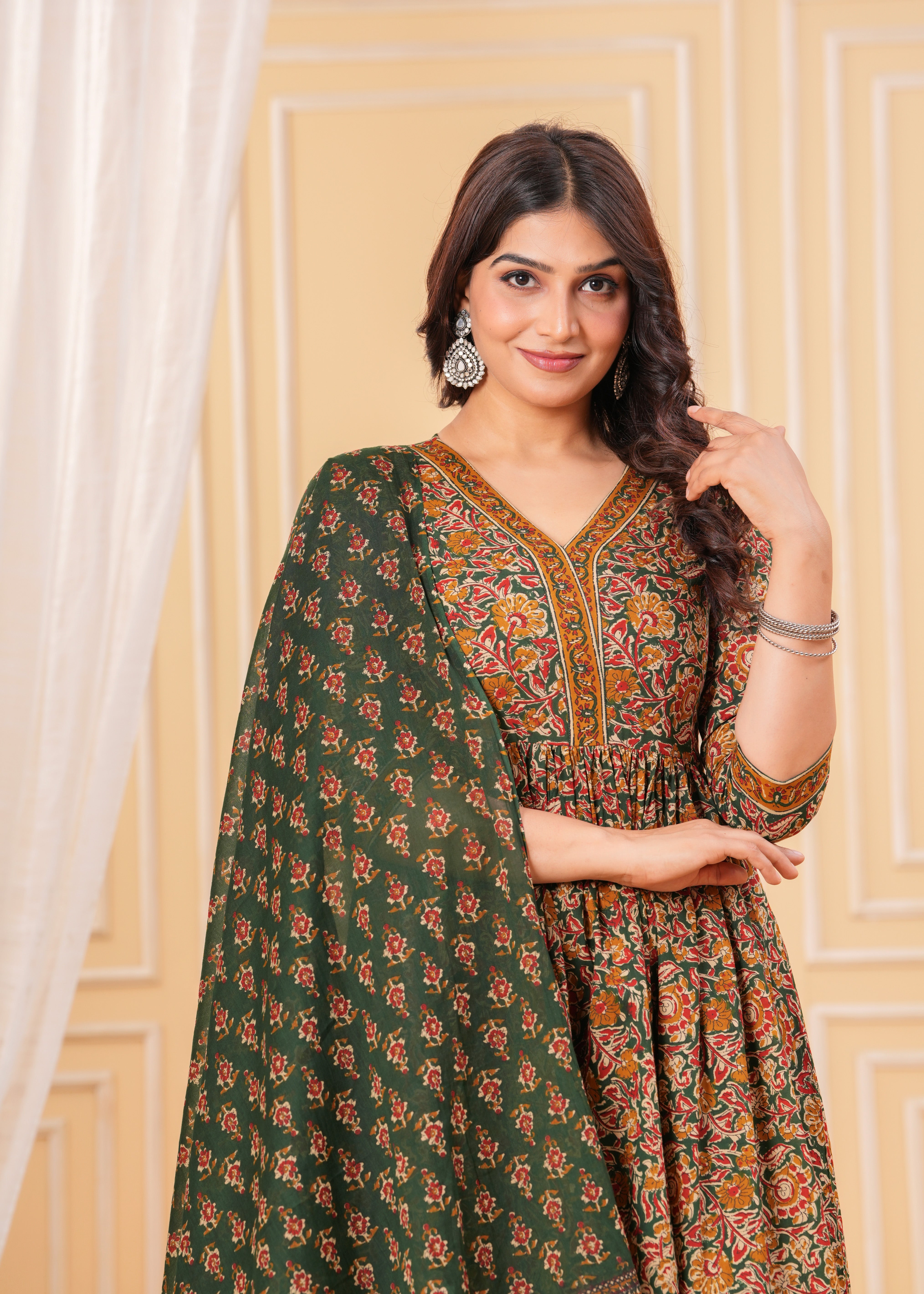 Green Cotton Suit Set with Dupatta – Crafted from 100% Pure Cotton for Breathable Comfort and Elegant Everyday Ethnic Style