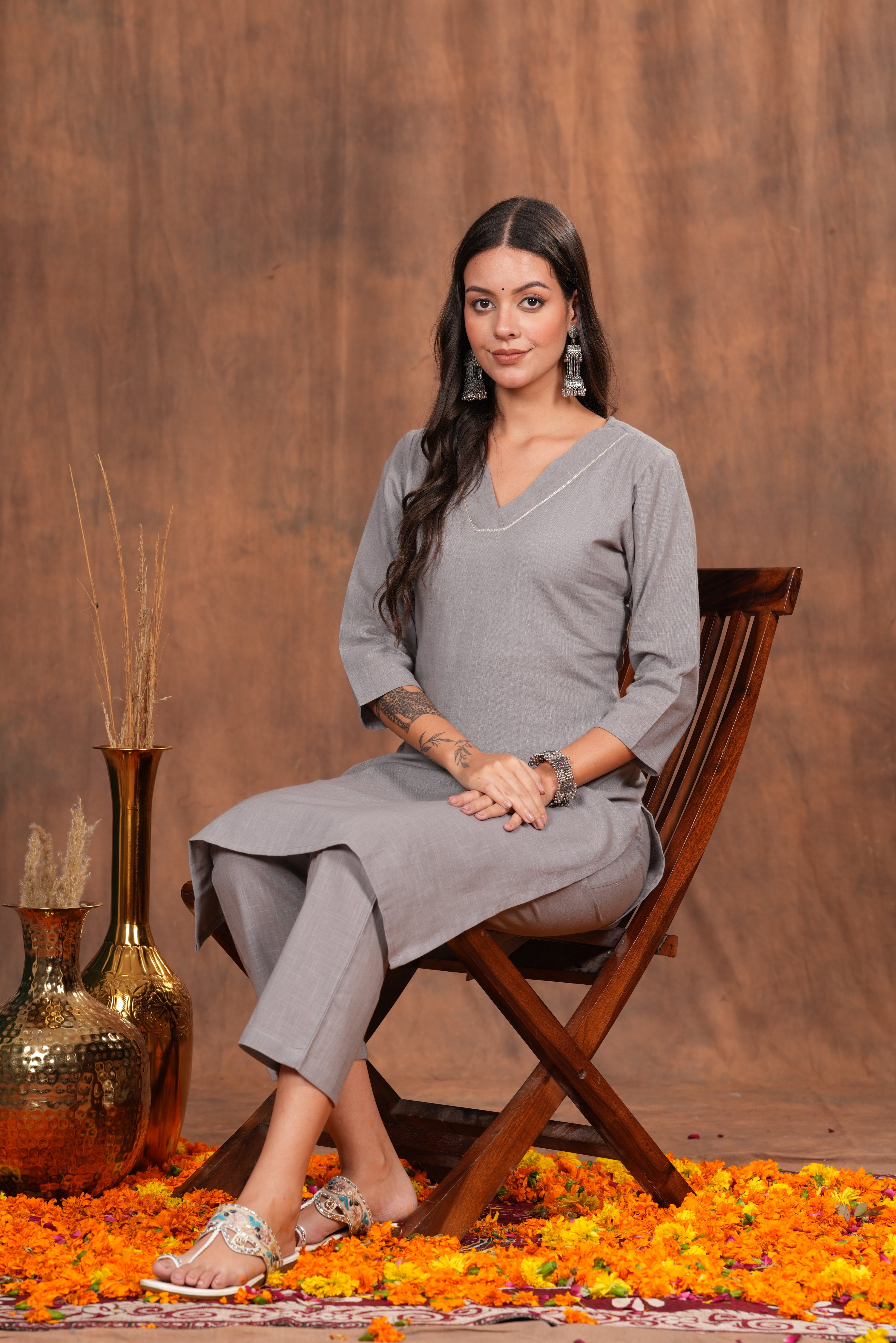 Elegant Grey Cotton Kurta Paired with Stylish Pants - Ideal for Casual Outings and Festive Celebrations