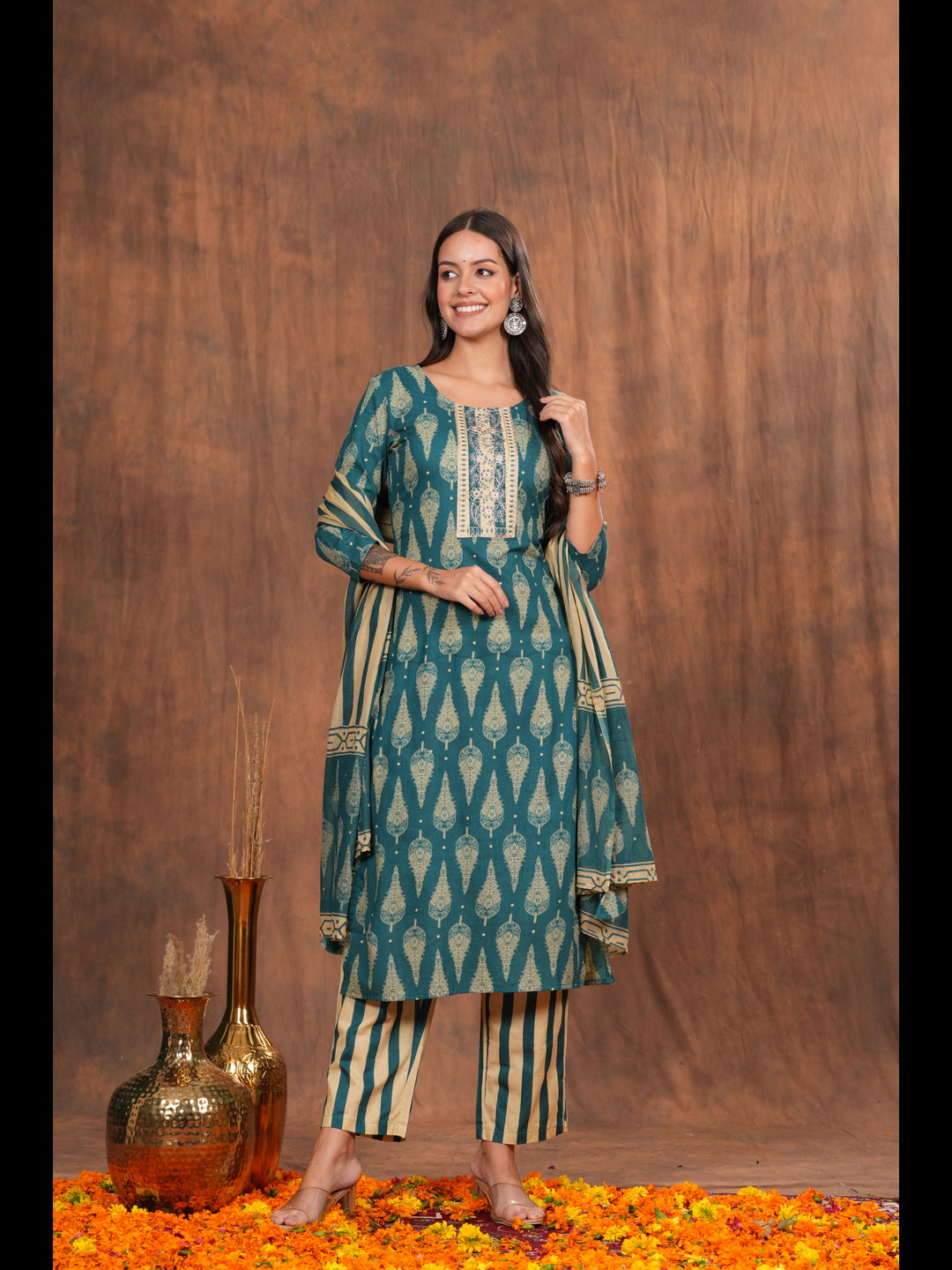 Embrace timeless elegance with our Green Embroidered Kurta Pant Dupatta Set, a perfect ensemble for festive occasions, weddings, and traditional gatherings