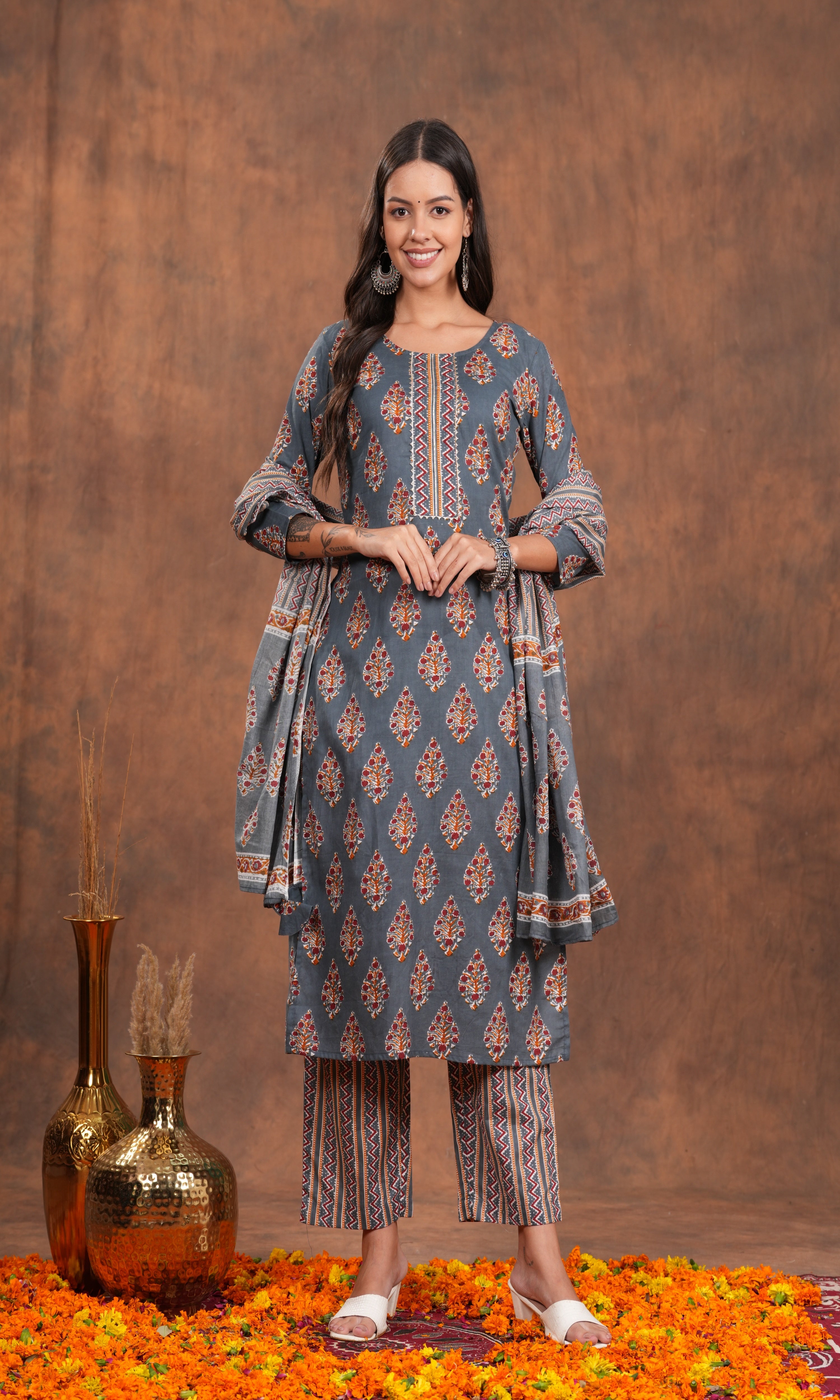 Premium Designer Kurta Set with Flowy Dupatta – The Ultimate Outfit for Traditional Celebrations and Modern Grace