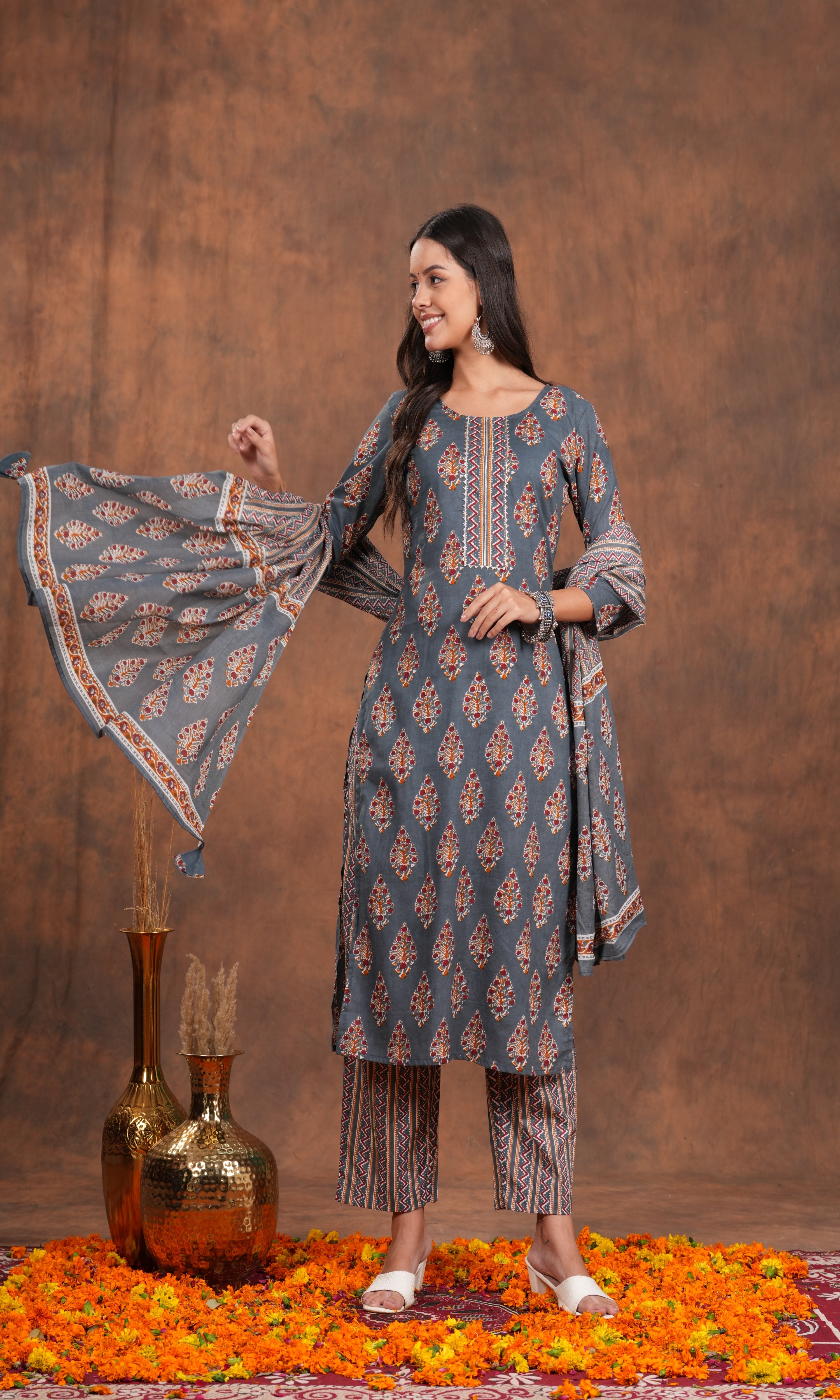 Premium Designer Kurta Set with Flowy Dupatta – The Ultimate Outfit for Traditional Celebrations and Modern Grace