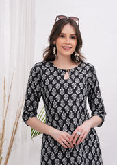 Elegant Straight Black Printed Cotton Kurta Paired with White Palazzo - A Timeless Ensemble for Chic and Comfortable Ethnic Fashion