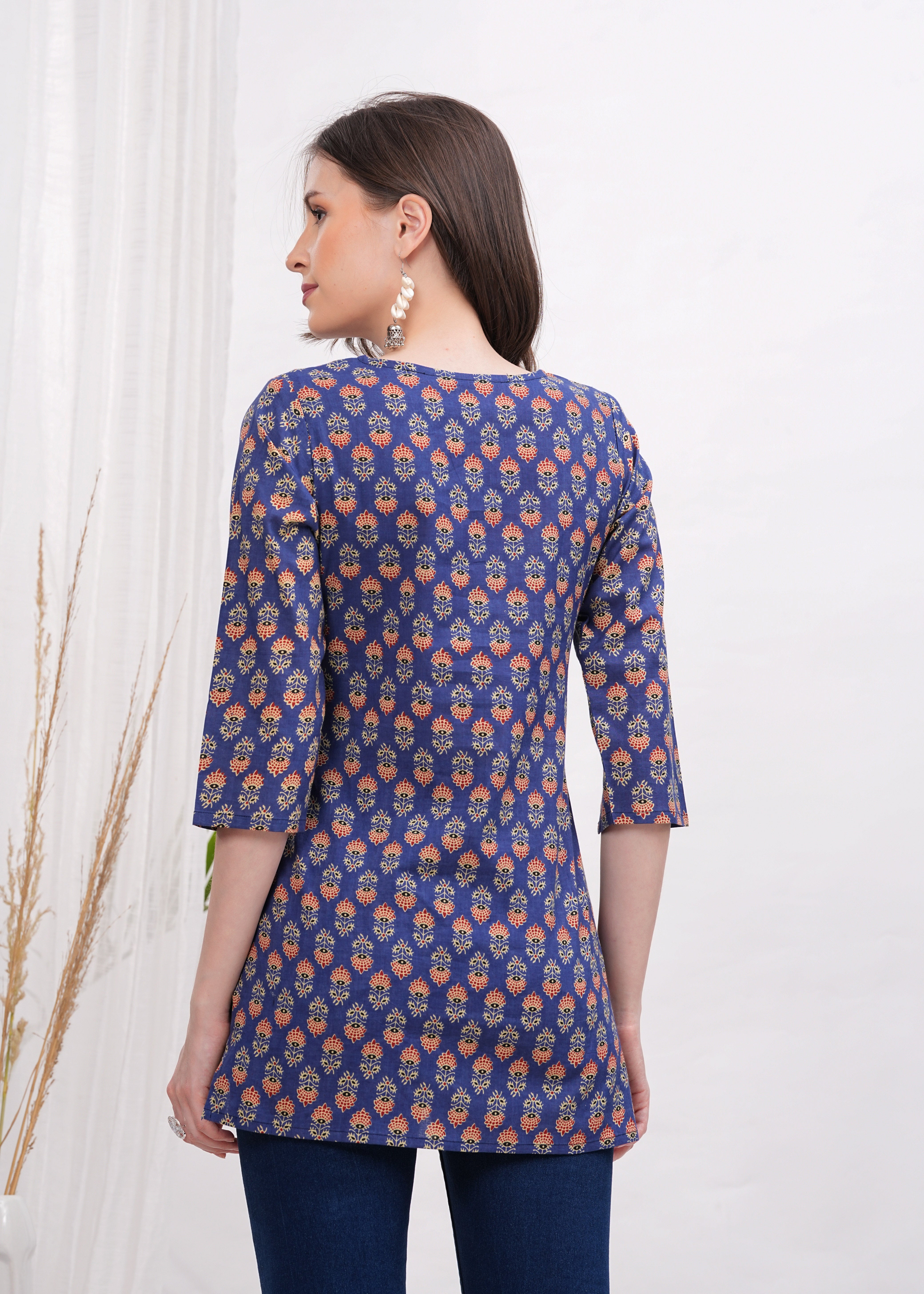 Trendy Tides Bold and Blue Color Block Print Cotton Short Kurti