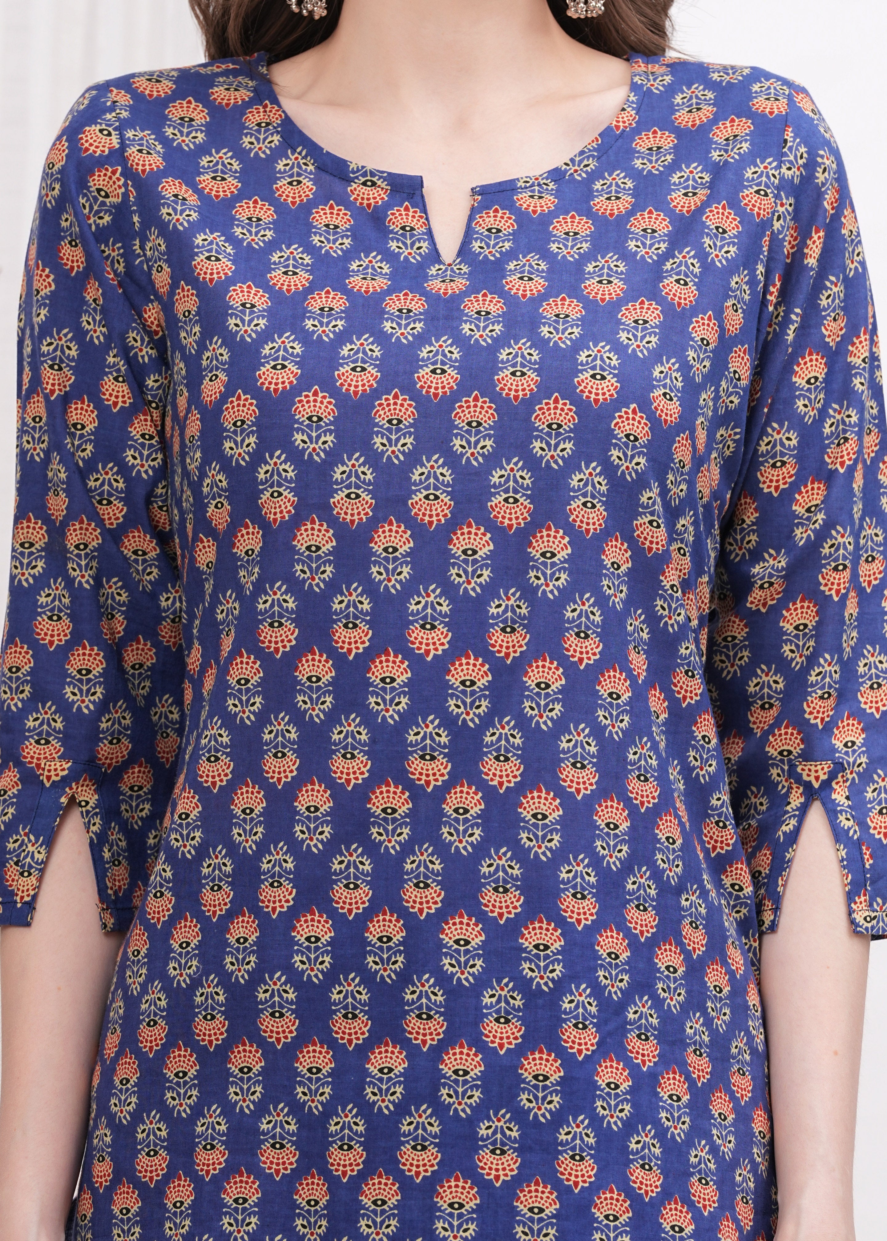 Trendy Tides Bold and Blue Color Block Print Cotton Short Kurti