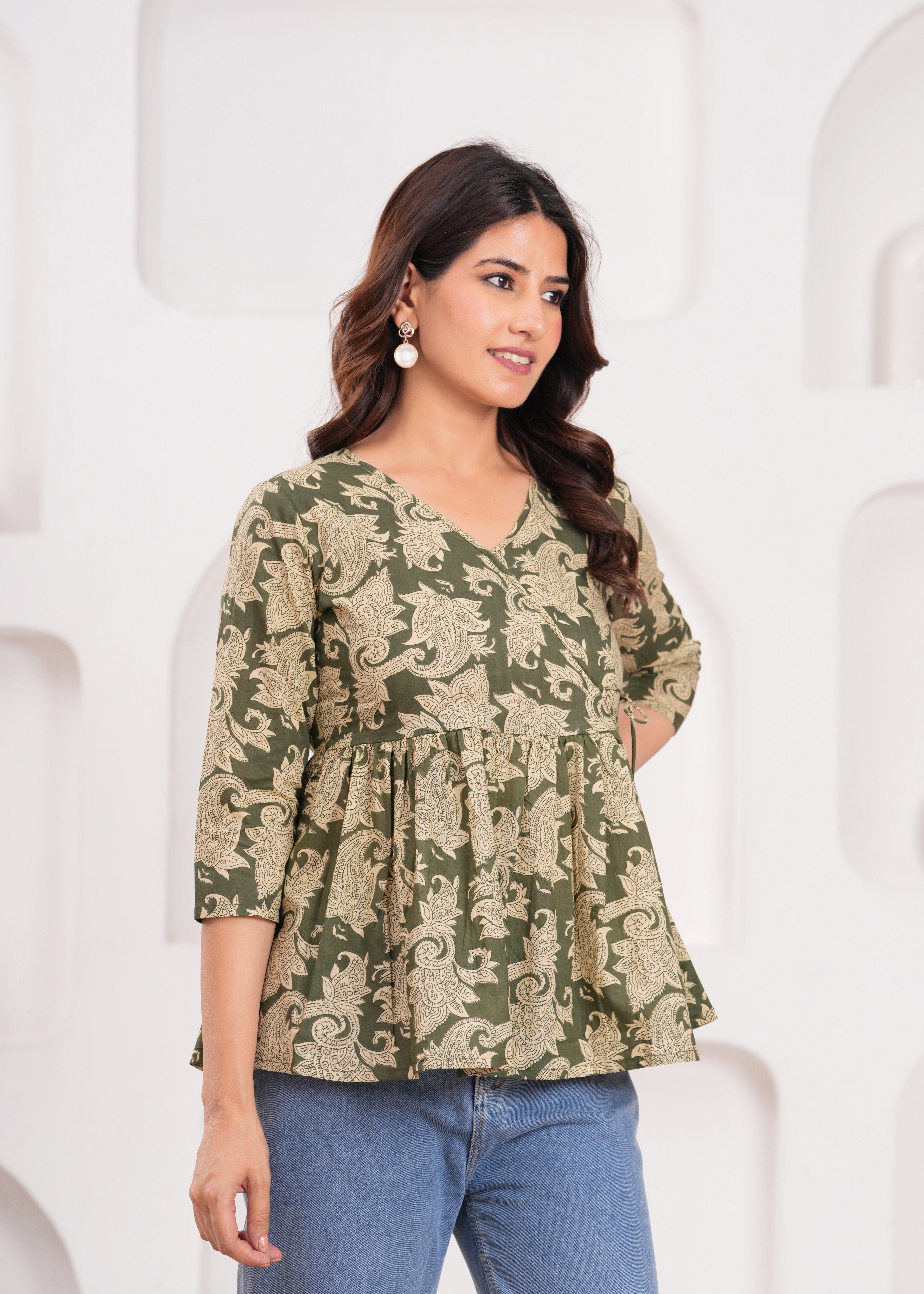 Elegant Green Floral Top for Women – Lightweight, Stylish, and Perfect for Everyday or Casual Outings