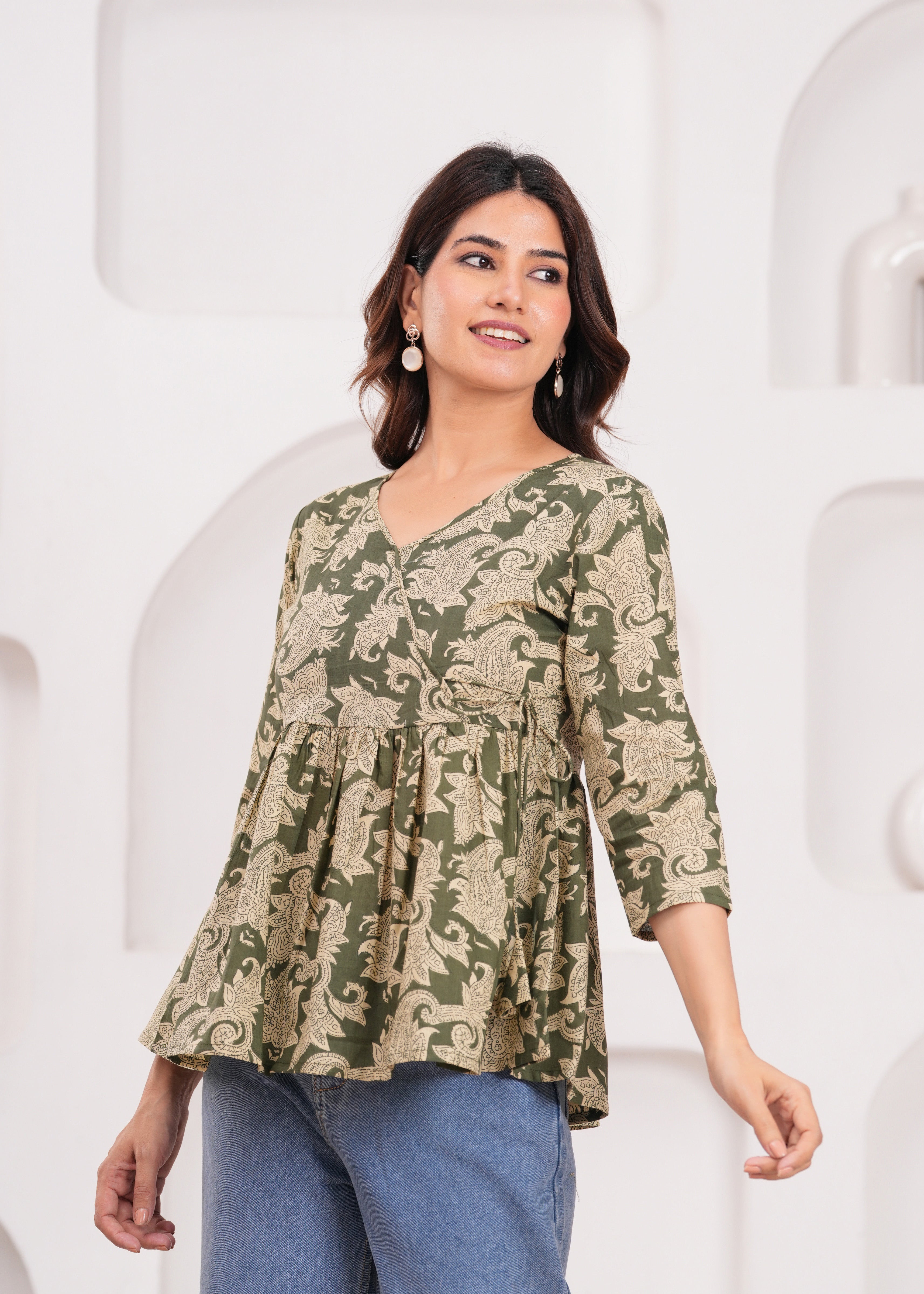 Elegant Green Floral Top for Women – Lightweight, Stylish, and Perfect for Everyday or Casual Outings