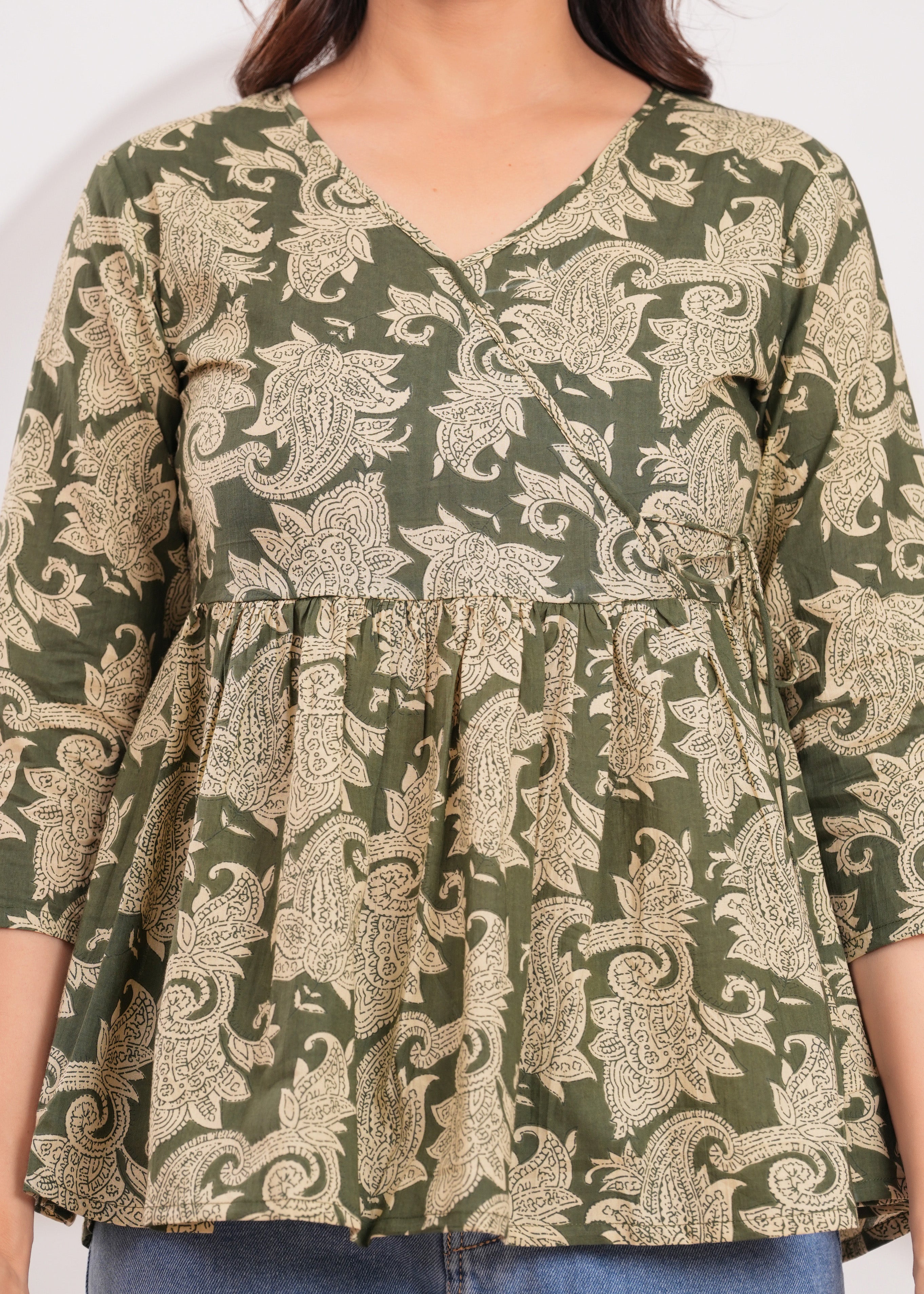 Elegant Green Floral Top for Women – Lightweight, Stylish, and Perfect for Everyday or Casual Outings