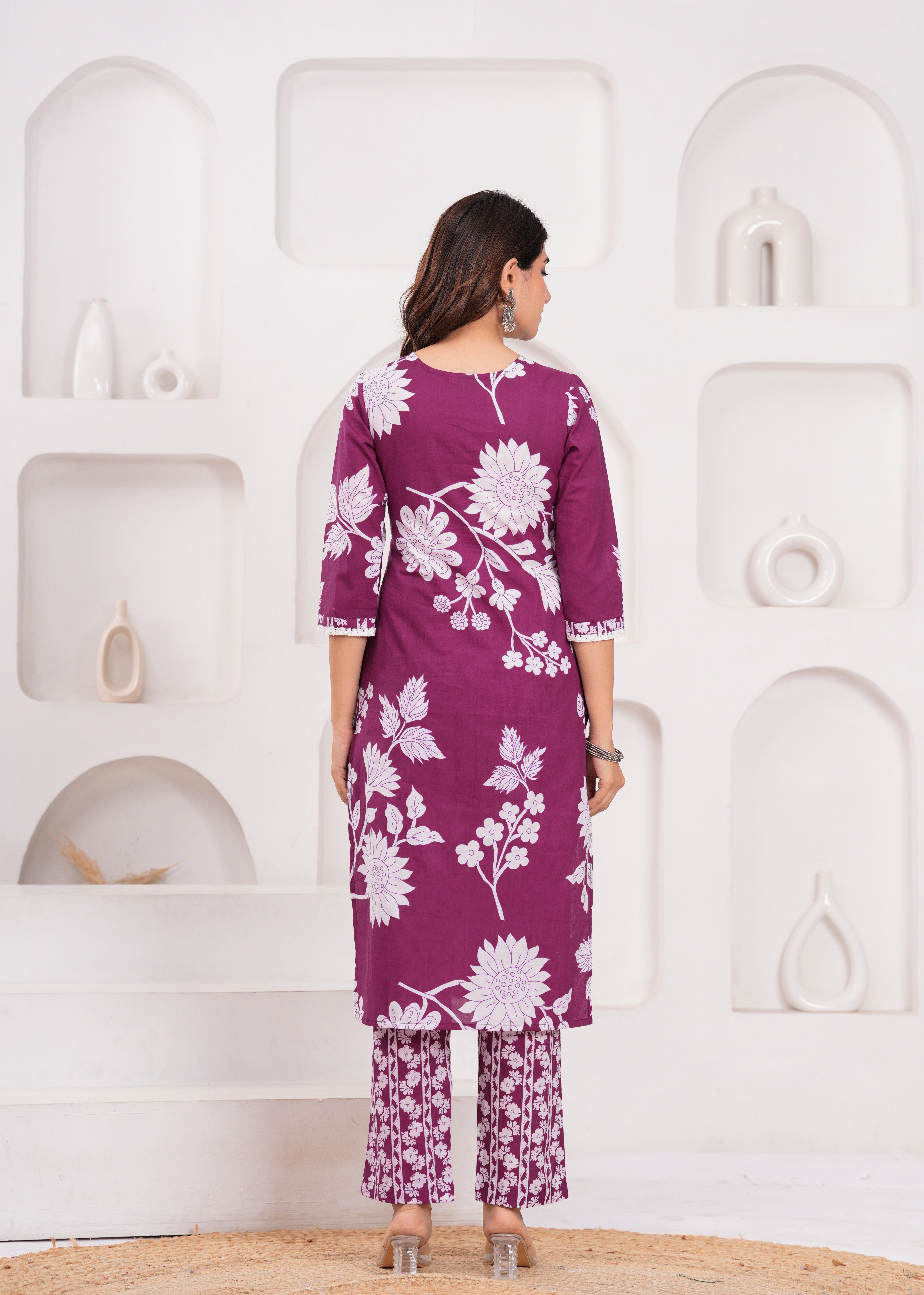 Graceful Violet Kurta with Pants – A Soft, Sophisticated Set for Everyday Elegance and Comfort